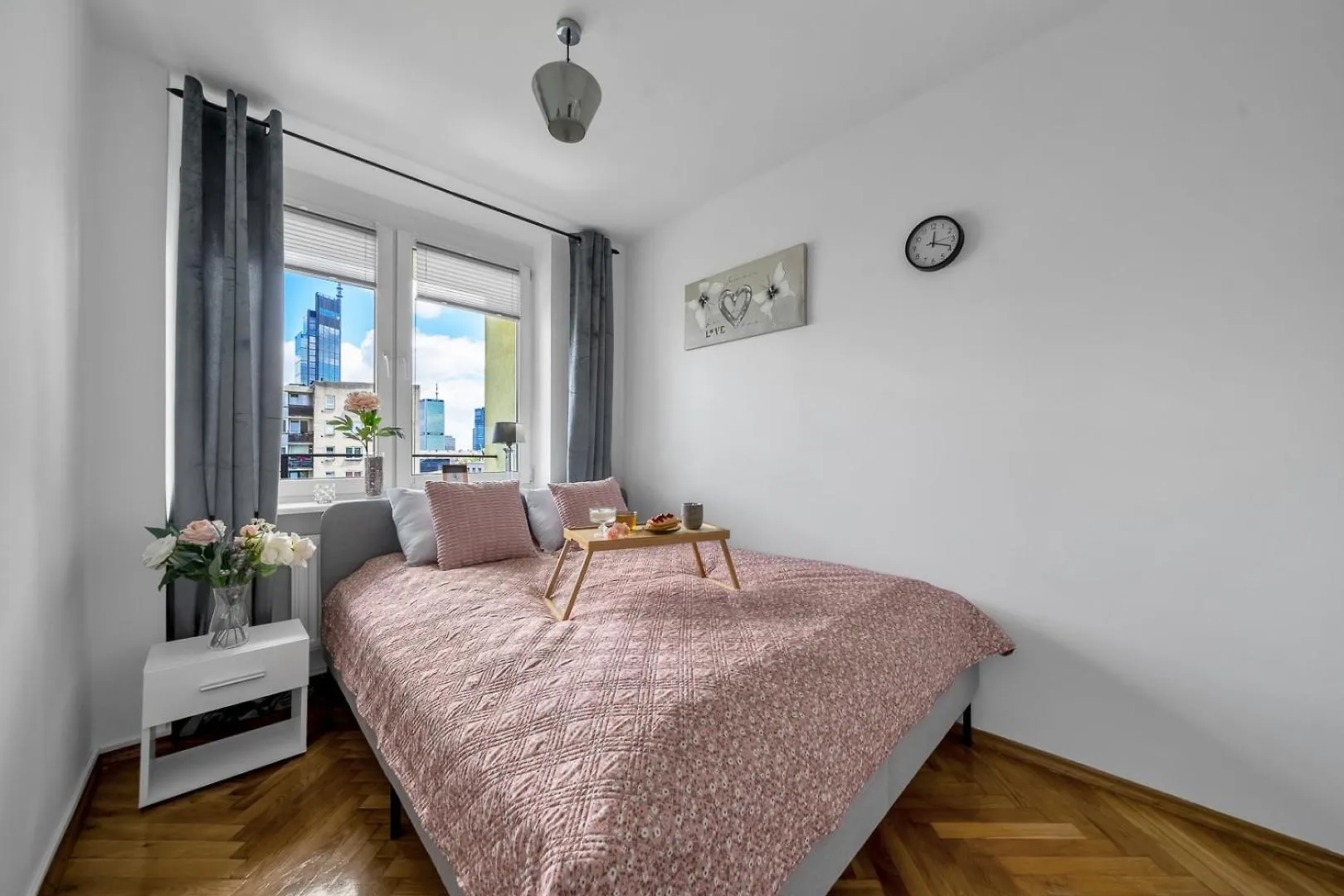 Warsaw Central Apt - 9Th Floor, Balcony, Tram&Bus - By Rentujemy